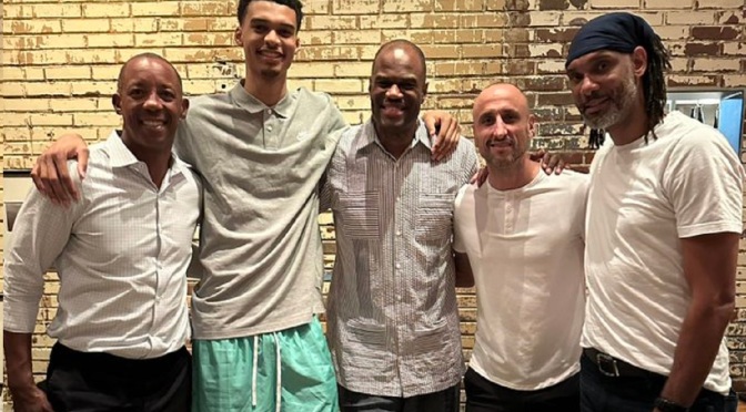 Wemby já ‘confortável’ em San Antonio após jantar com ícones dos Spurs